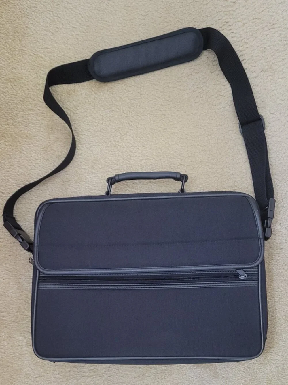 Share Case Tek Computer Bag 16”x12”x4”